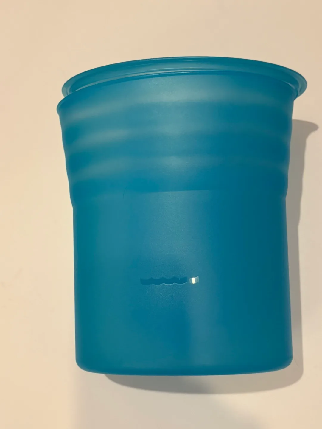 New Tupperware blue teal wine cooler wine holder image indicator(3)