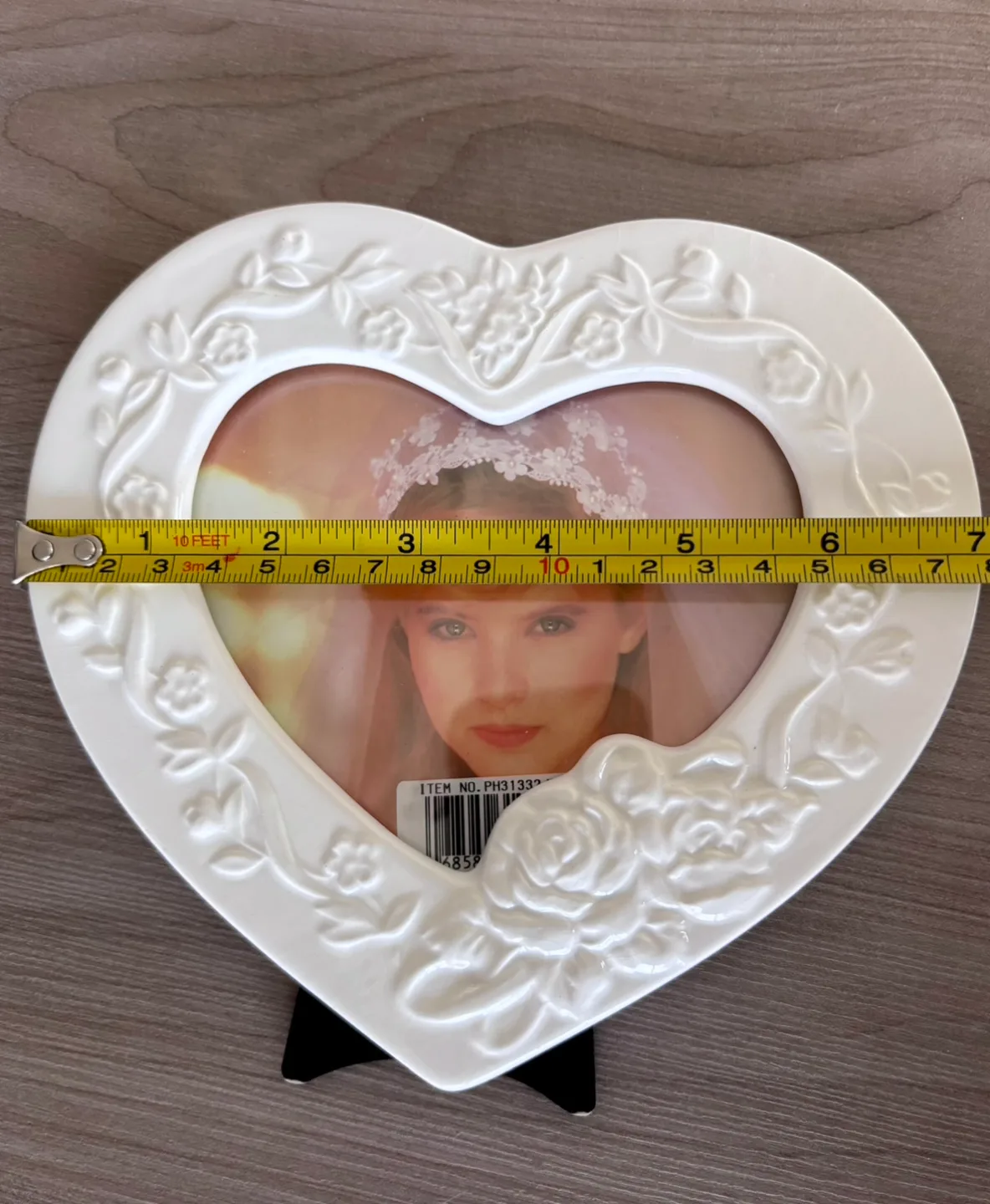 Heart-Shaped Porcelain Photo Frame 🆕 image indicator(3)