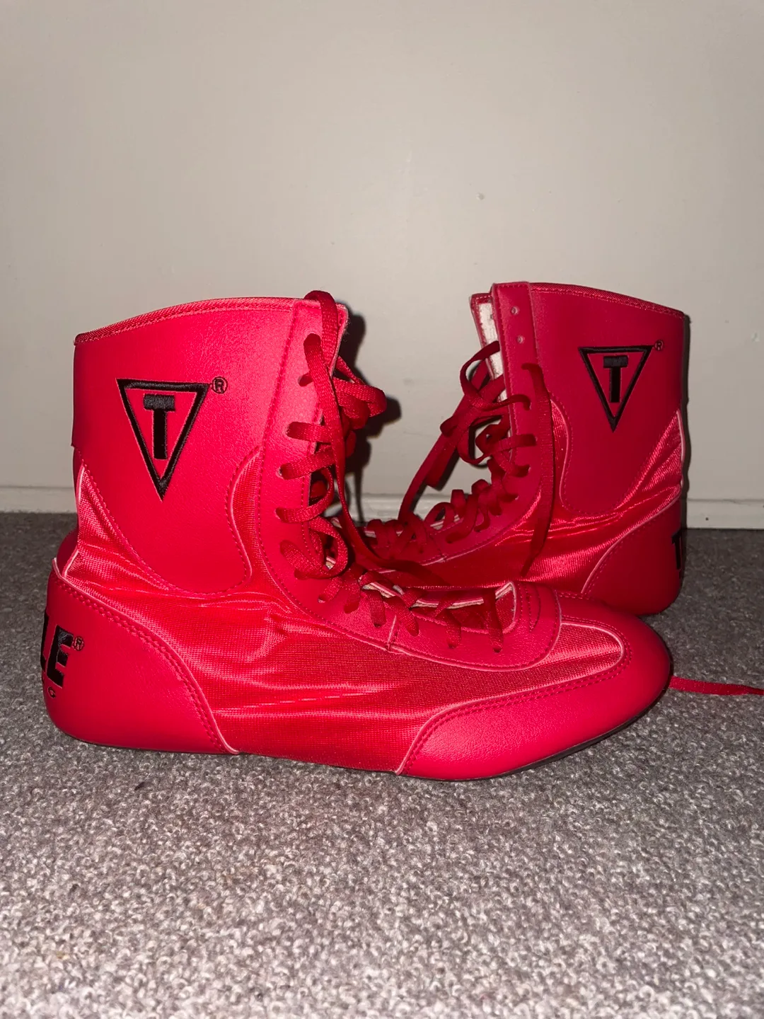 Title Boxing shoes image indicator(2)