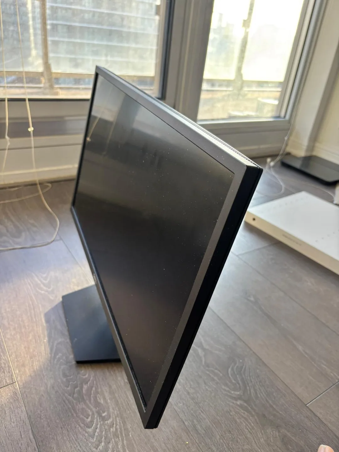 Dell SE2422H 24-inch Monitor image indicator(2)