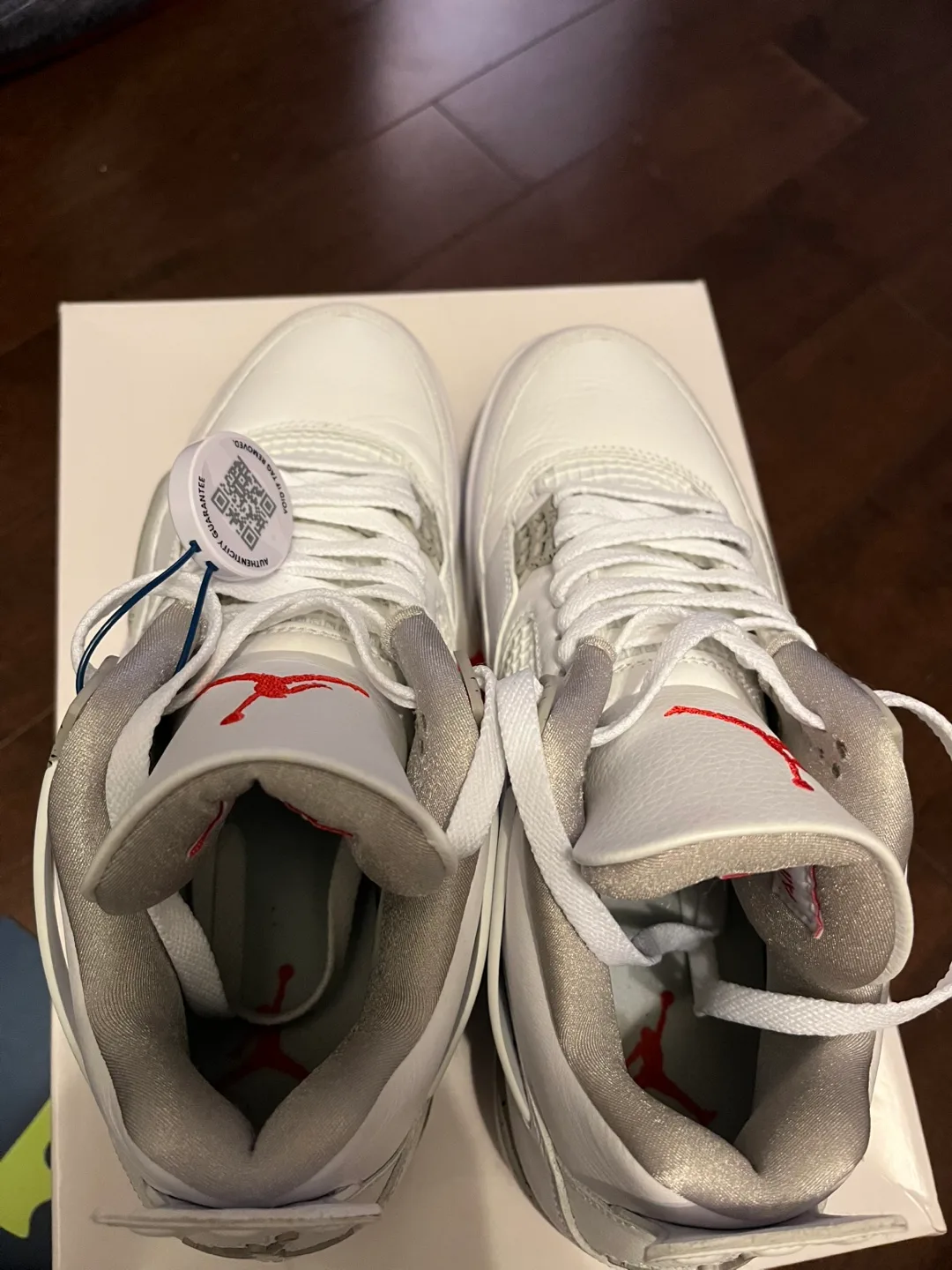 Jordan 4 Oreo image indicator(5)