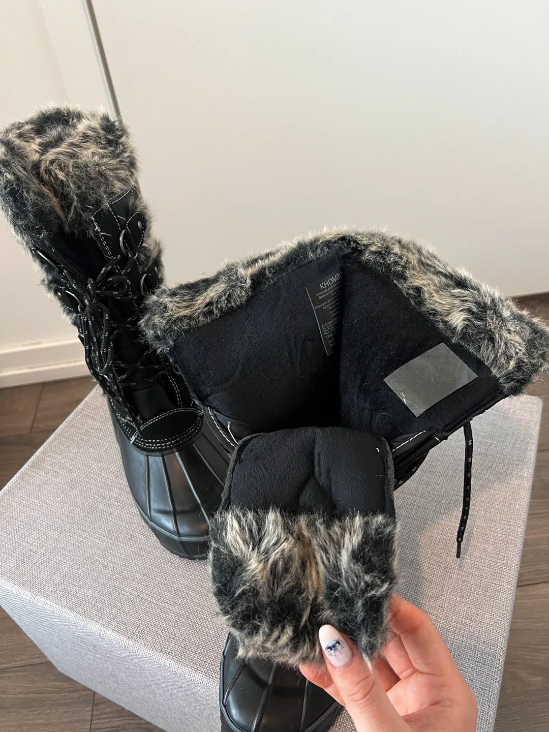 Khombu Tall Lace-up Faux Fur Winter Snow Boots Brand New w/ tags image indicator(4)