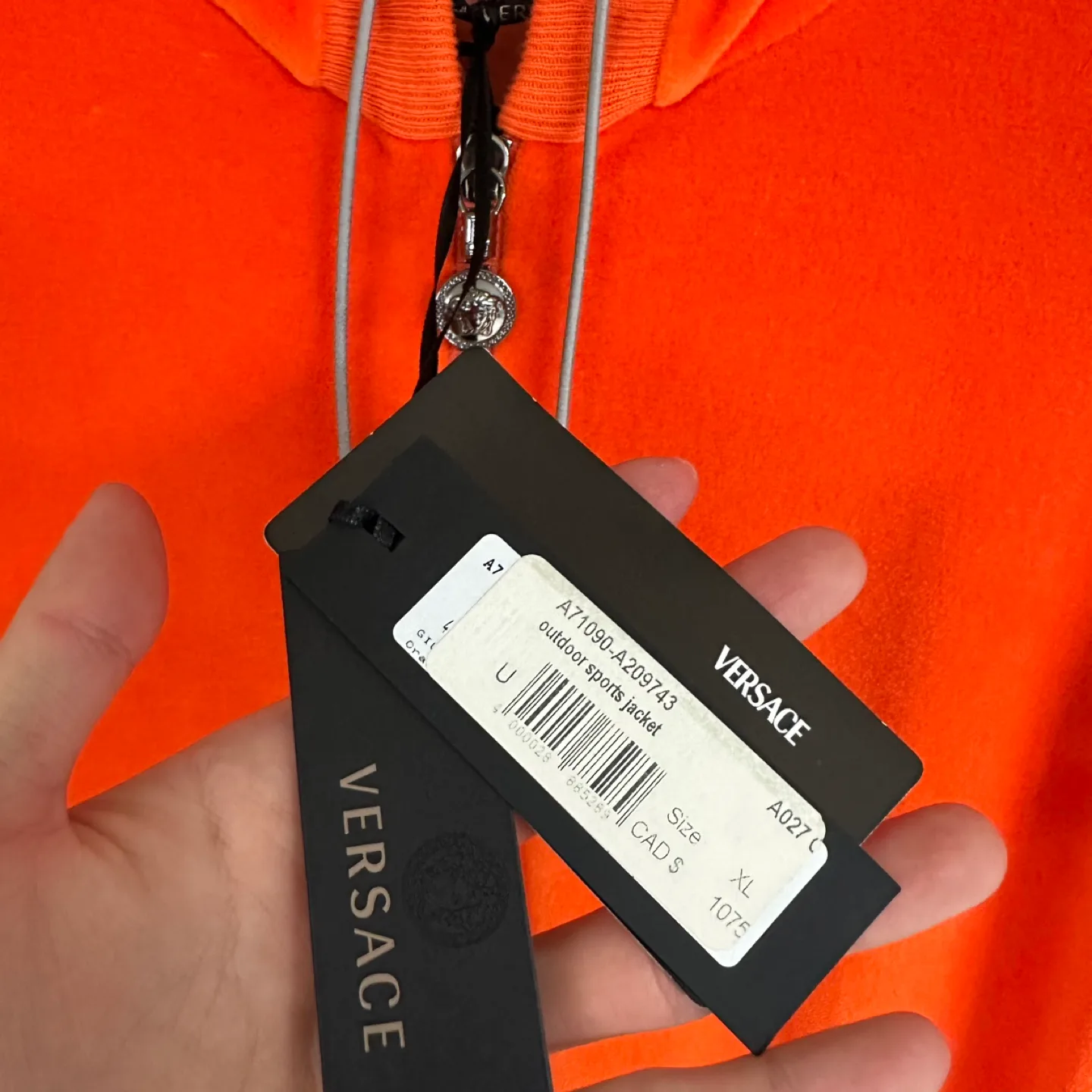 [ Men's Versace Orange Sleeveless Hoodie ] image indicator(3)