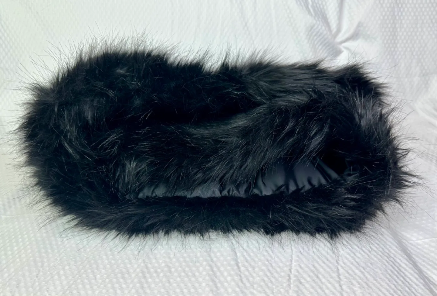 NWT ALXILIARY ARITZIA FAUX FUR WRAP Muffler Scarf BLCK 47” 🧡 image indicator(4)