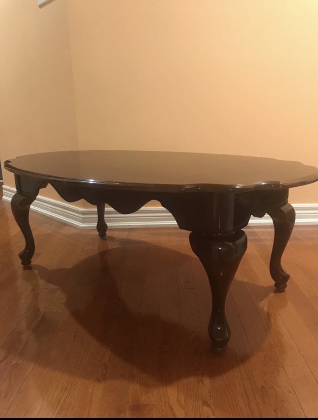Oval Wood Coffee Table - photo 3