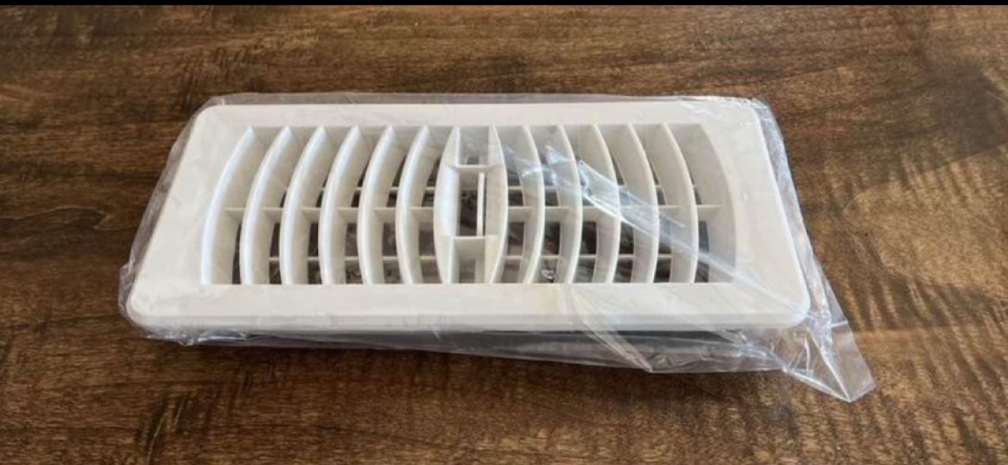 New White 4" x 10" Register Vent Cover - photo 3