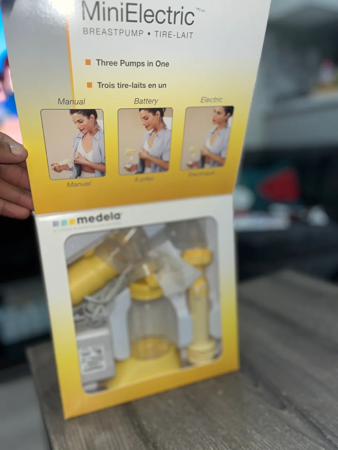 Medela MiniElectric Breast Pump (NEVER USED) image indicator(2)