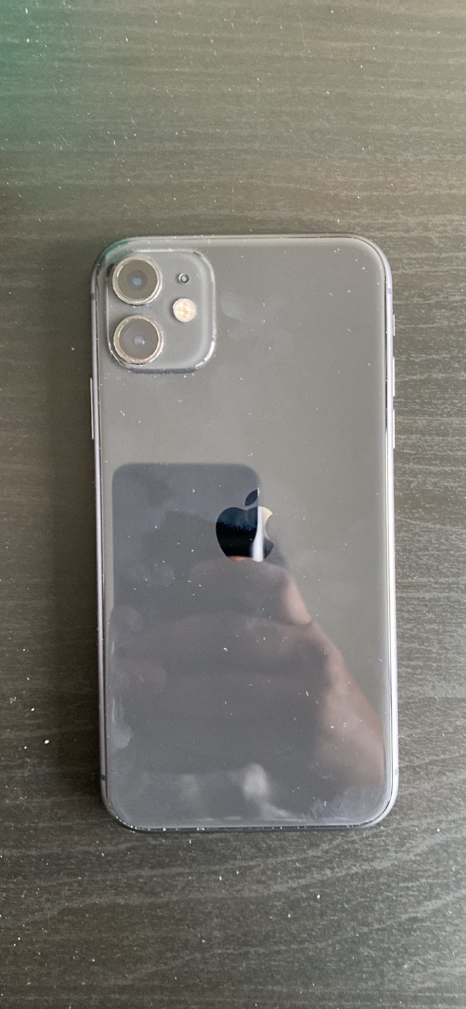 iPhone 11 Activation Locked - photo 3