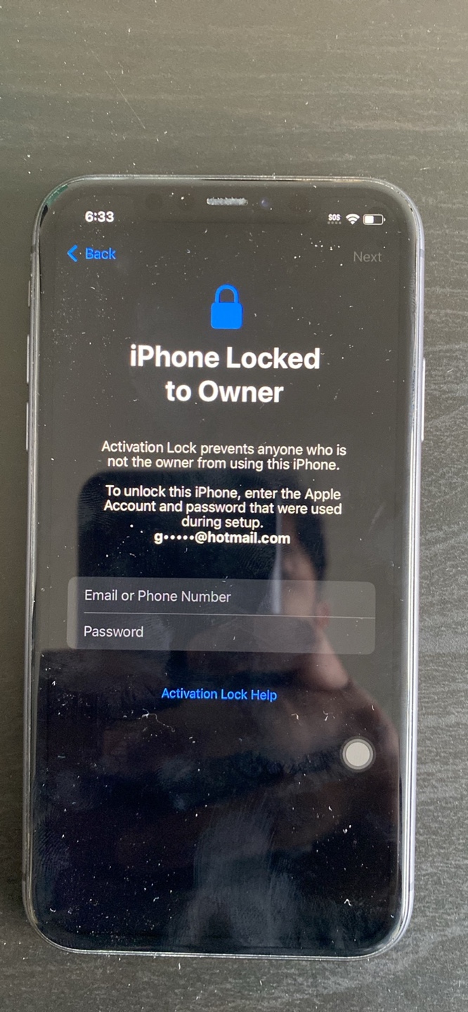 iPhone 11 Activation Locked - photo 4