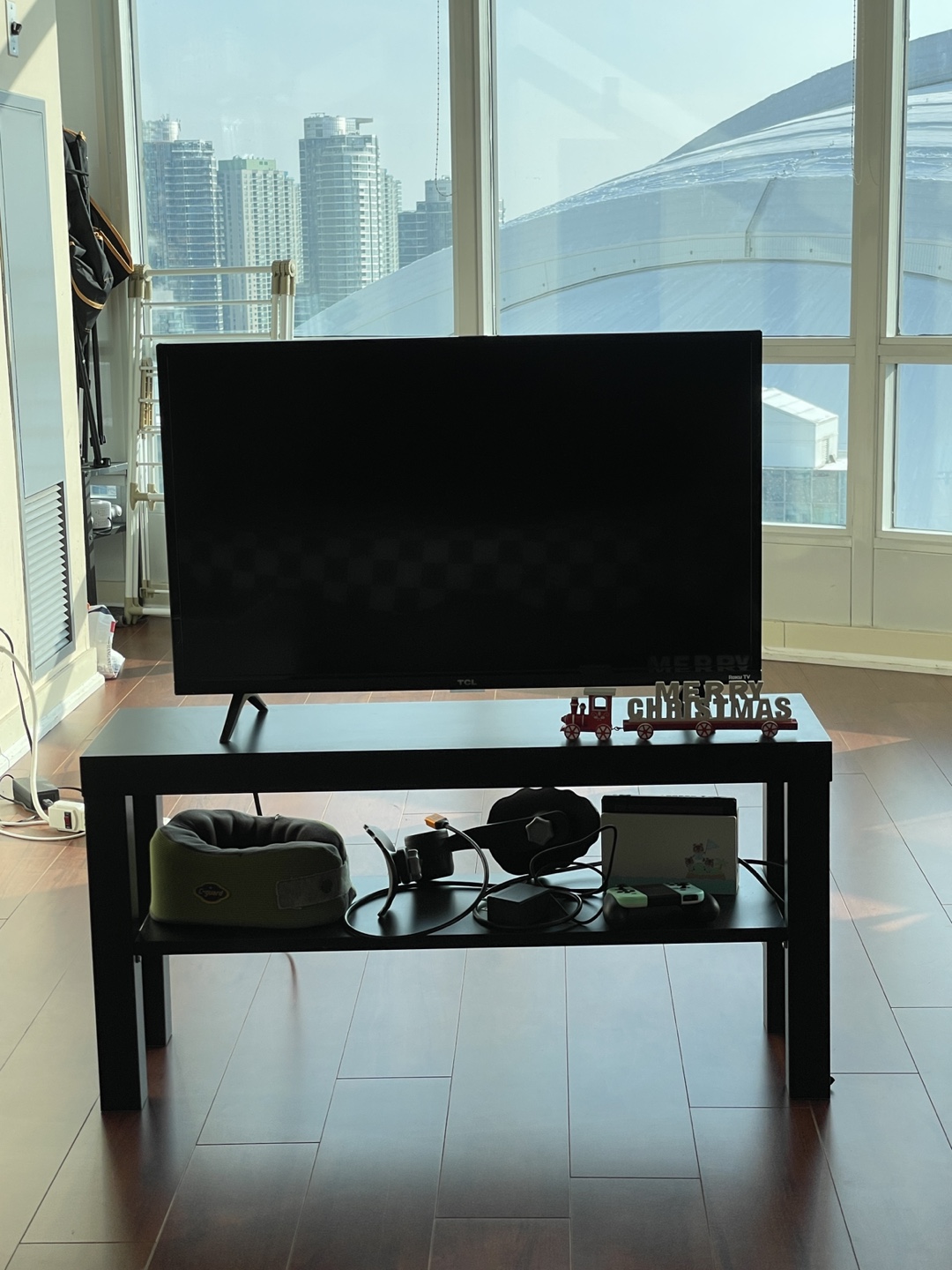 TCL TV and TV Stand