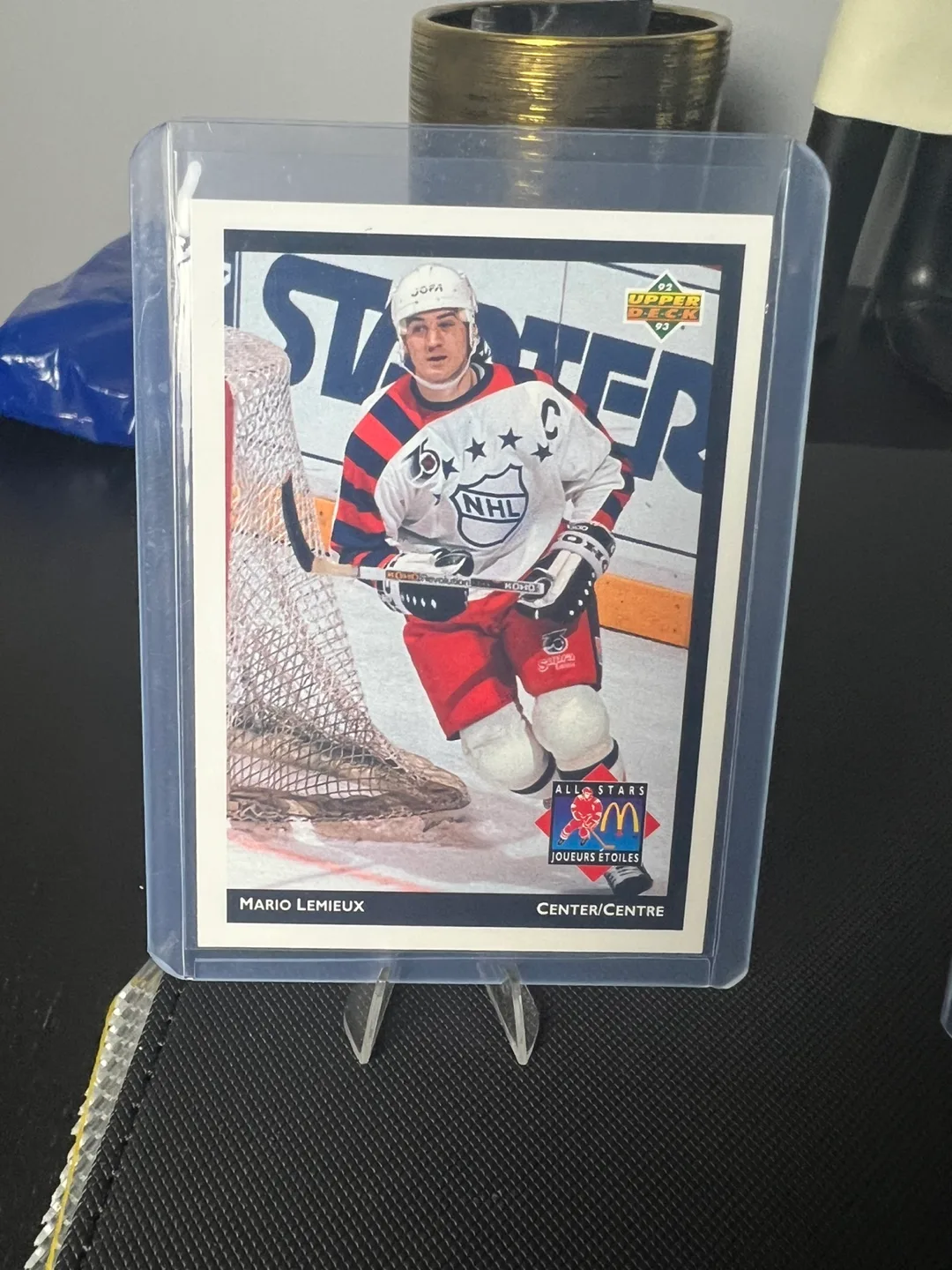 Collection of vintage hockey cards image indicator(2)