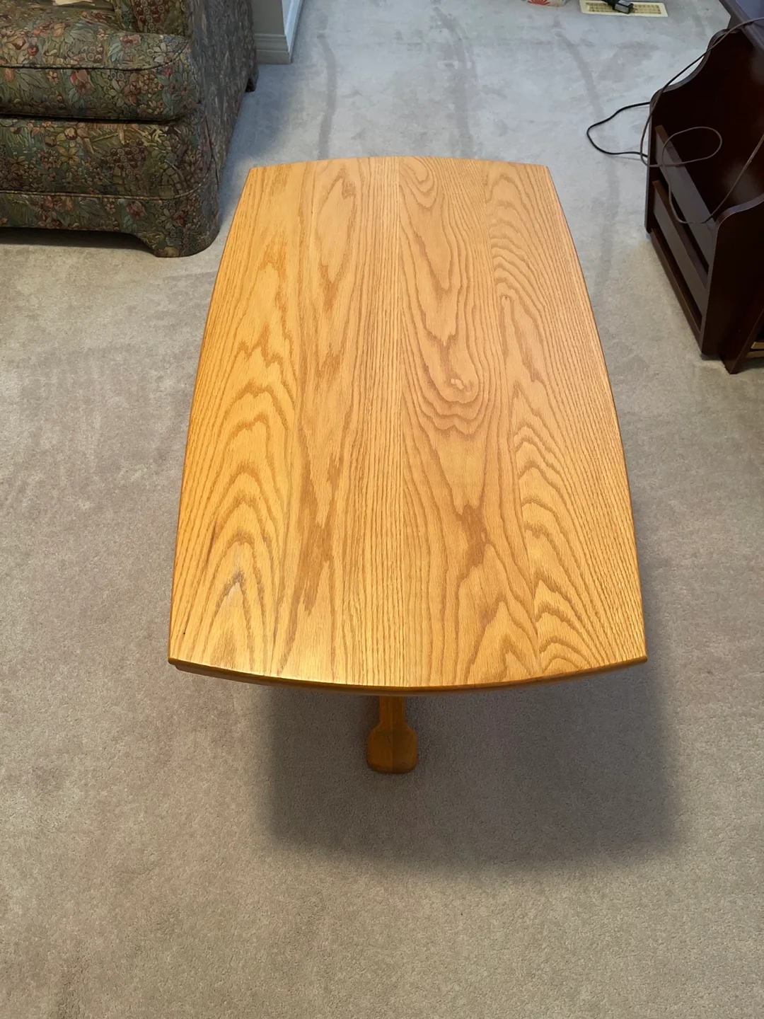 Solid Oak Wood Coffee Table image indicator(3)