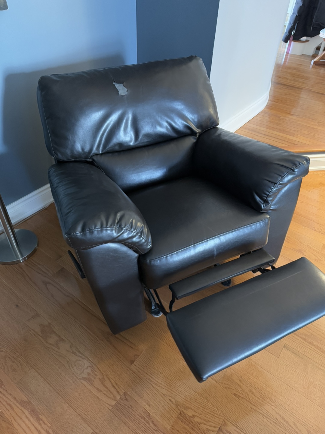 Reclining and rocking brown Leather Chair - photo 5