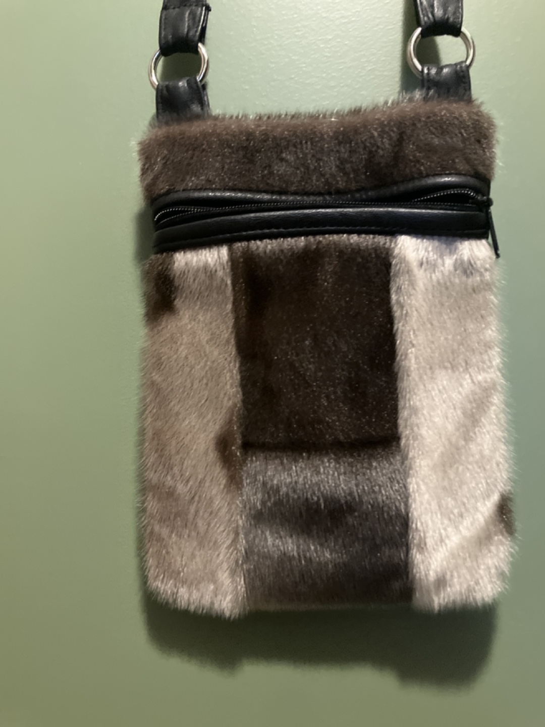 Unique Sealskin Fur Crossbody Bag - photo 2