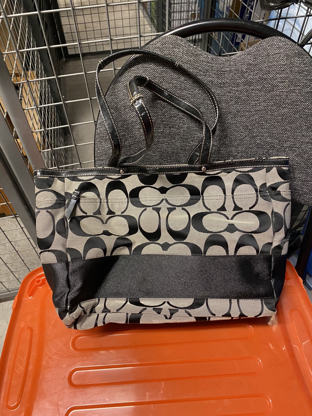 Coach Signature C Tote Bag - photo 2