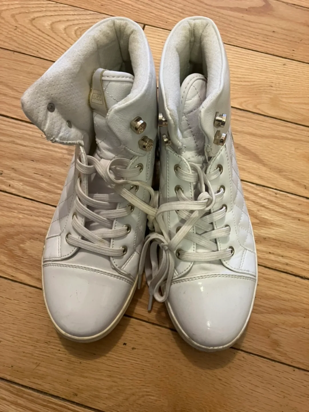 Women's Guess White Quilted High-Top Sneakers - Size 7 image indicator(3)