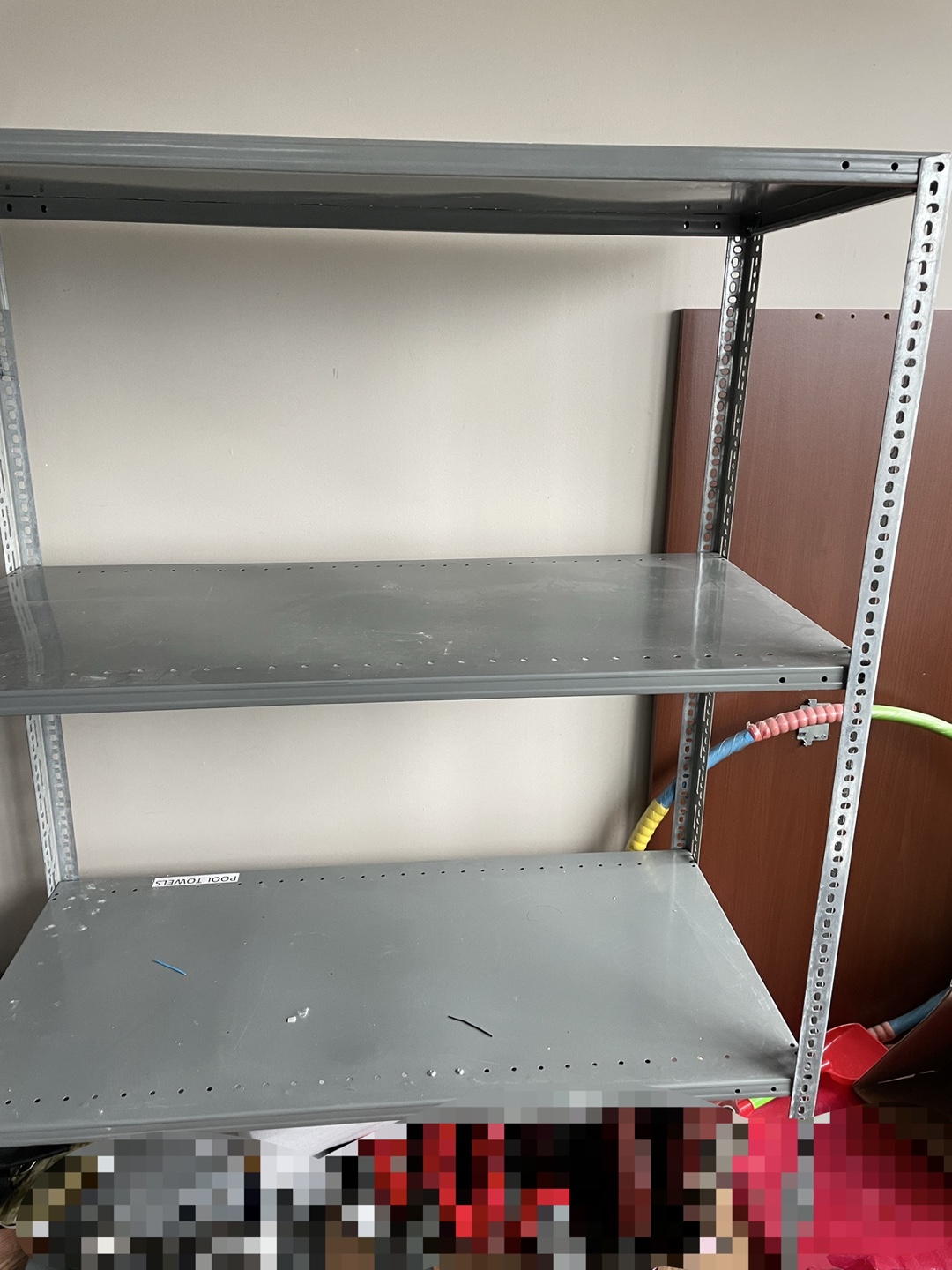 Metal Shelving Unit - 4 Shelves - photo 3