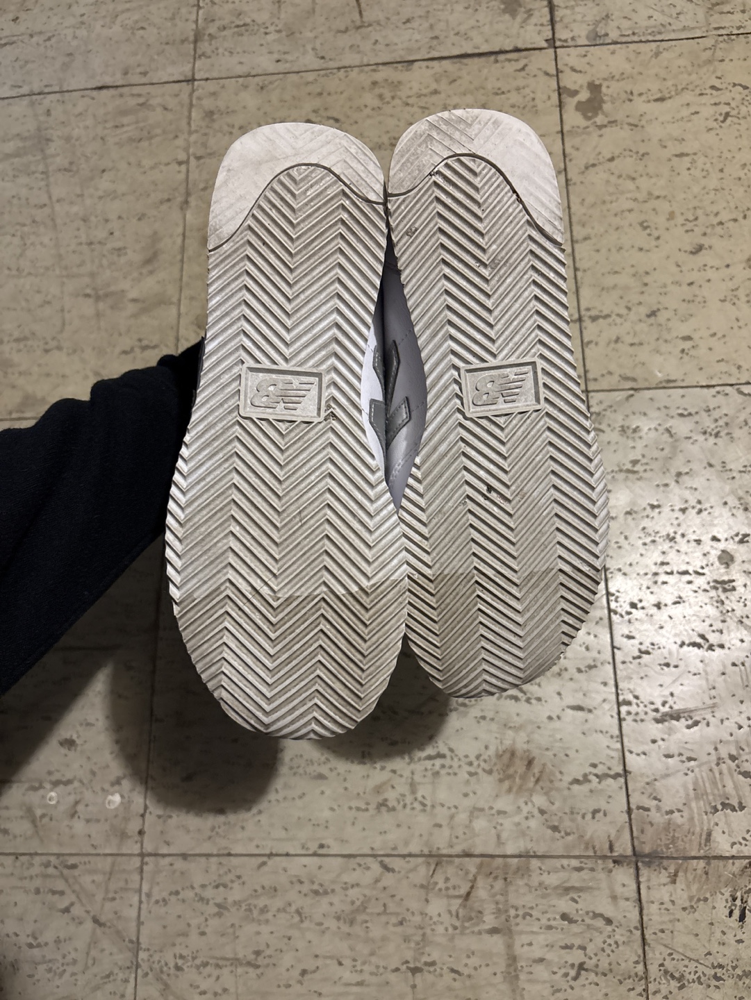 New Balance Women's Sneakers - Size 7.5 - photo 3