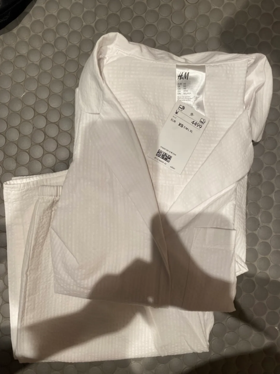 With tags H&M White Waffle-textured Pajama Set - Size XS image indicator(3)