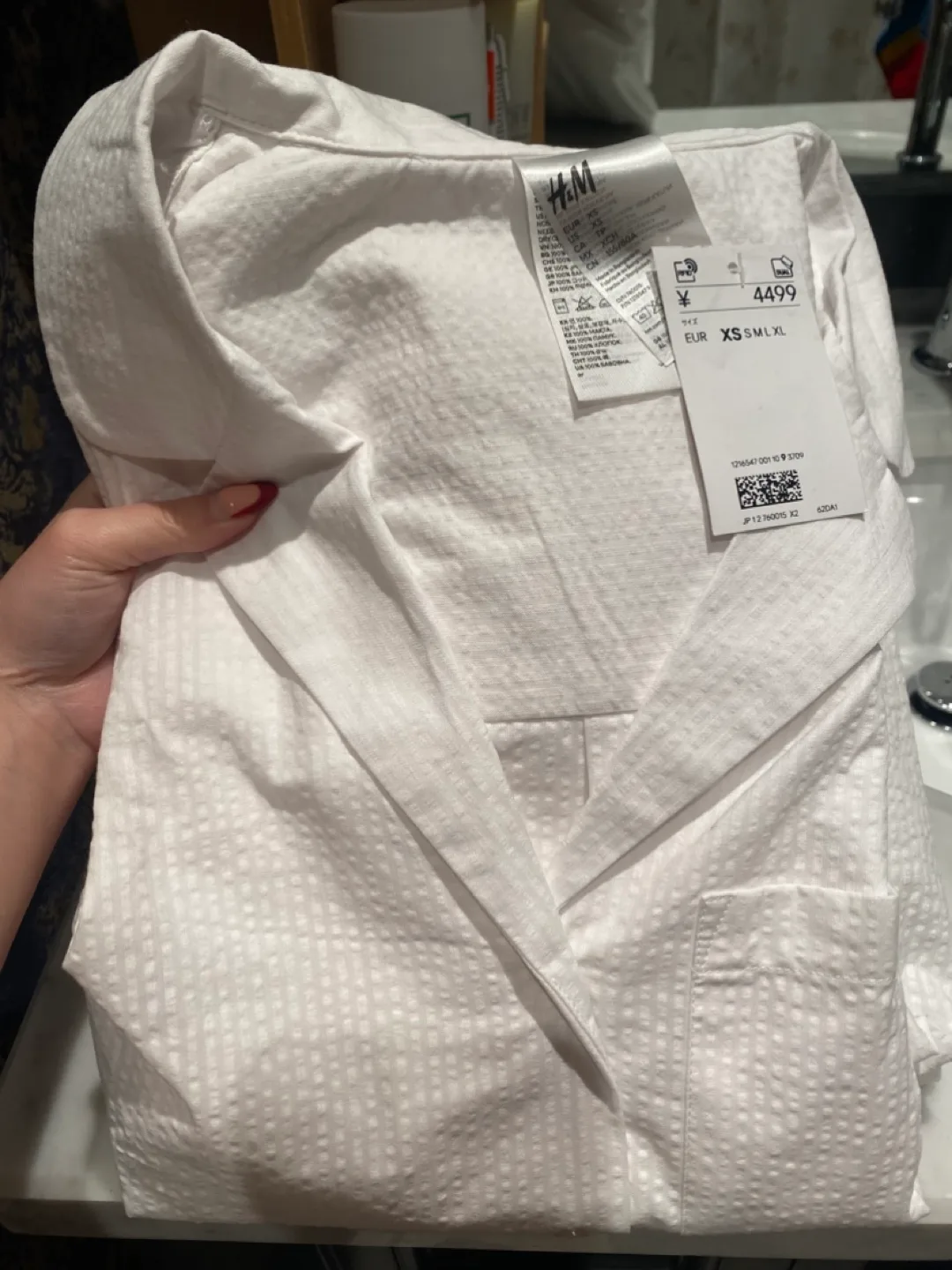 With tags H&M White Waffle-textured Pajama Set - Size XS image indicator(6)