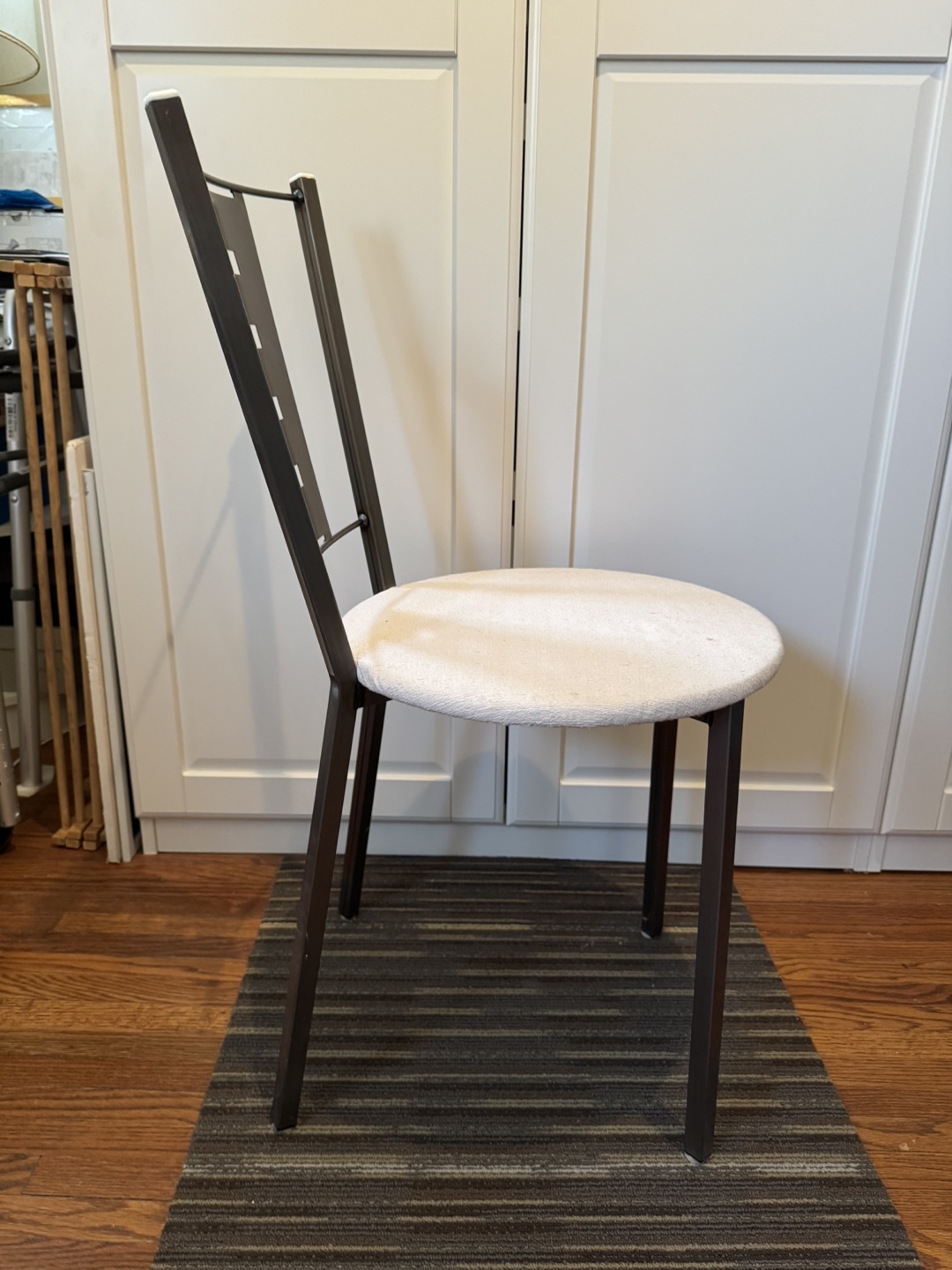 3 chairs - photo 2
