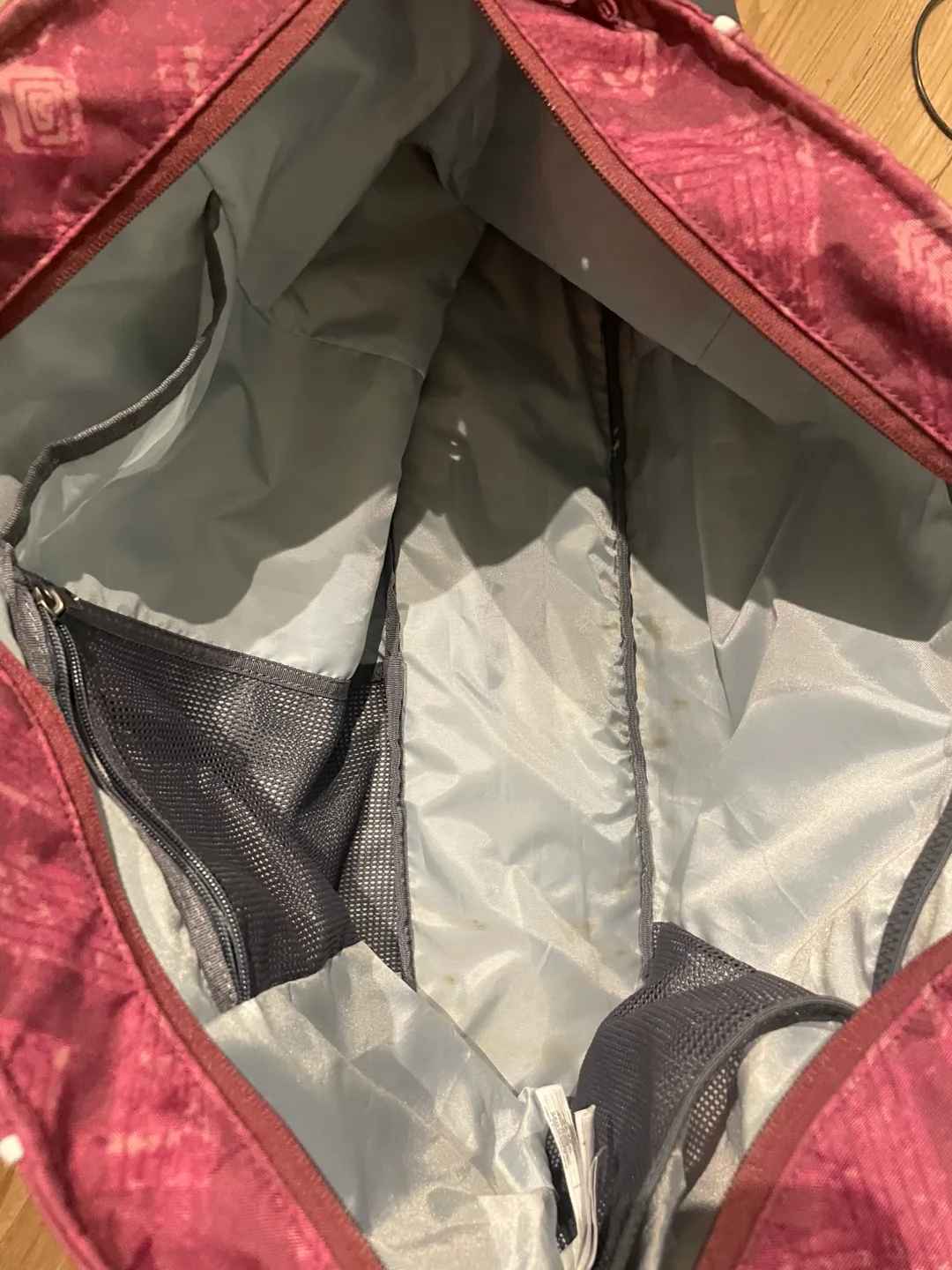 Columbia Maroon Tote Bag image indicator(3)