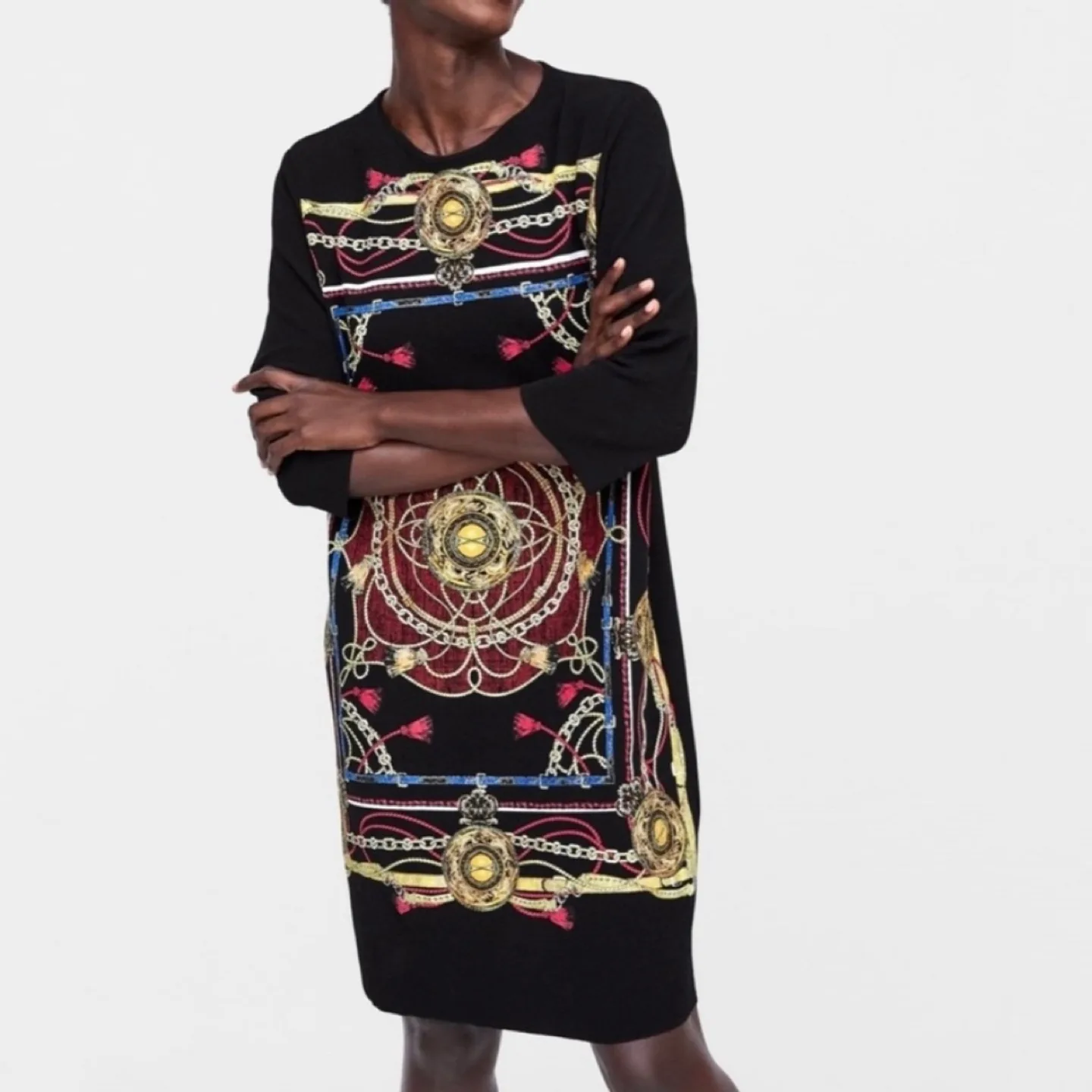 Zara Beautiful Geometric Dress with Rubberized Print image indicator(2)