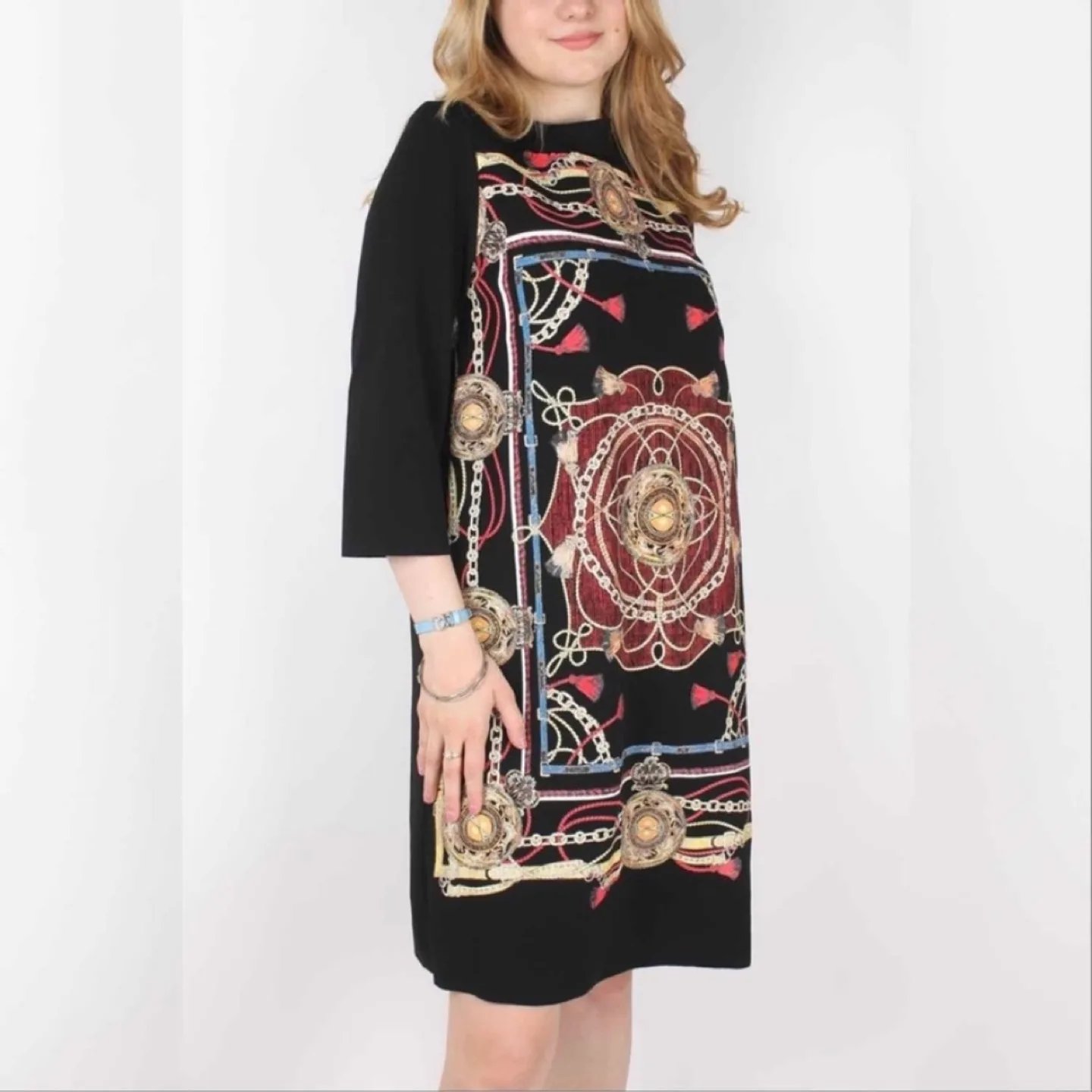 Zara Beautiful Geometric Dress with Rubberized Print image indicator(3)