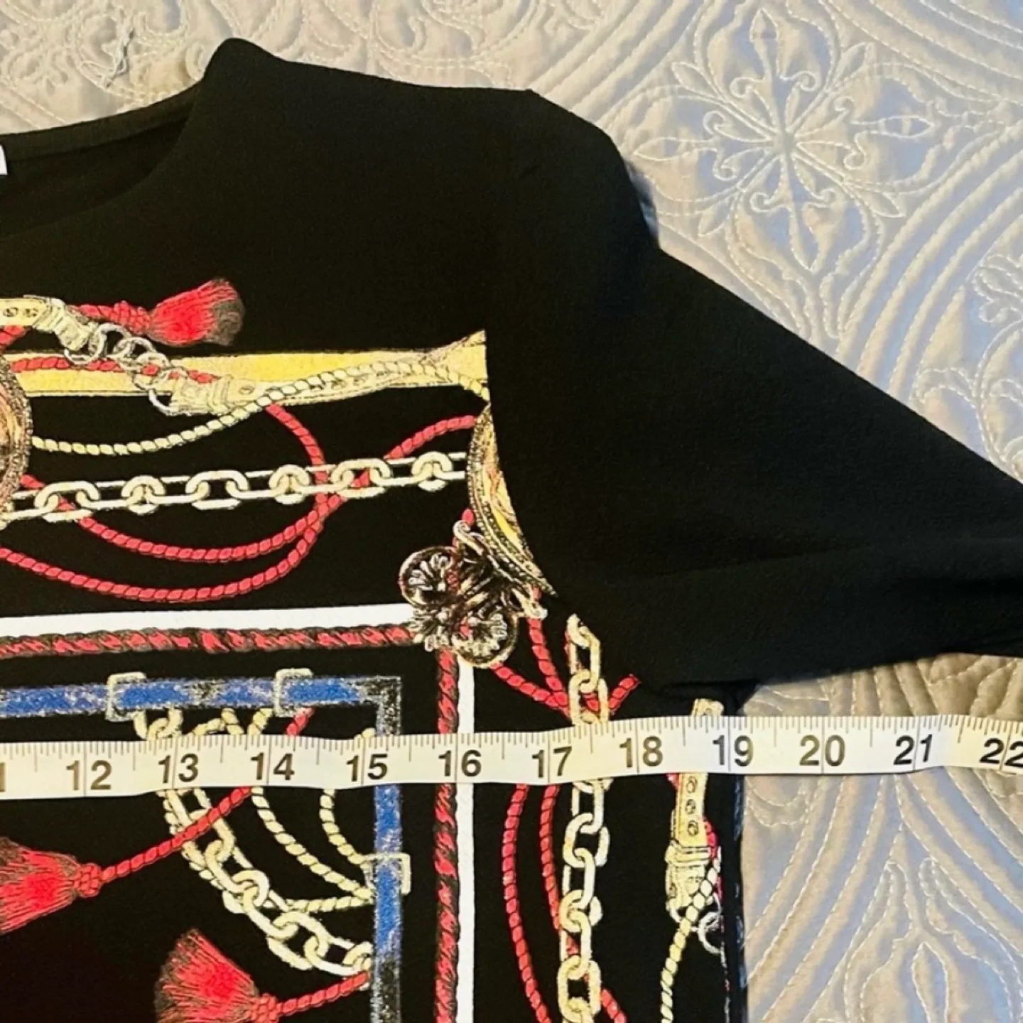 Zara Beautiful Geometric Dress with Rubberized Print image indicator(10)