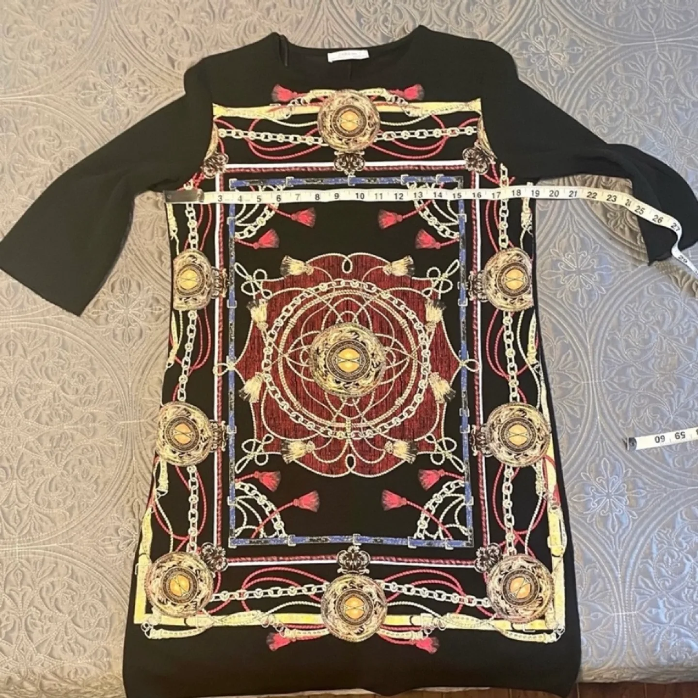 Zara Beautiful Geometric Dress with Rubberized Print image indicator(9)