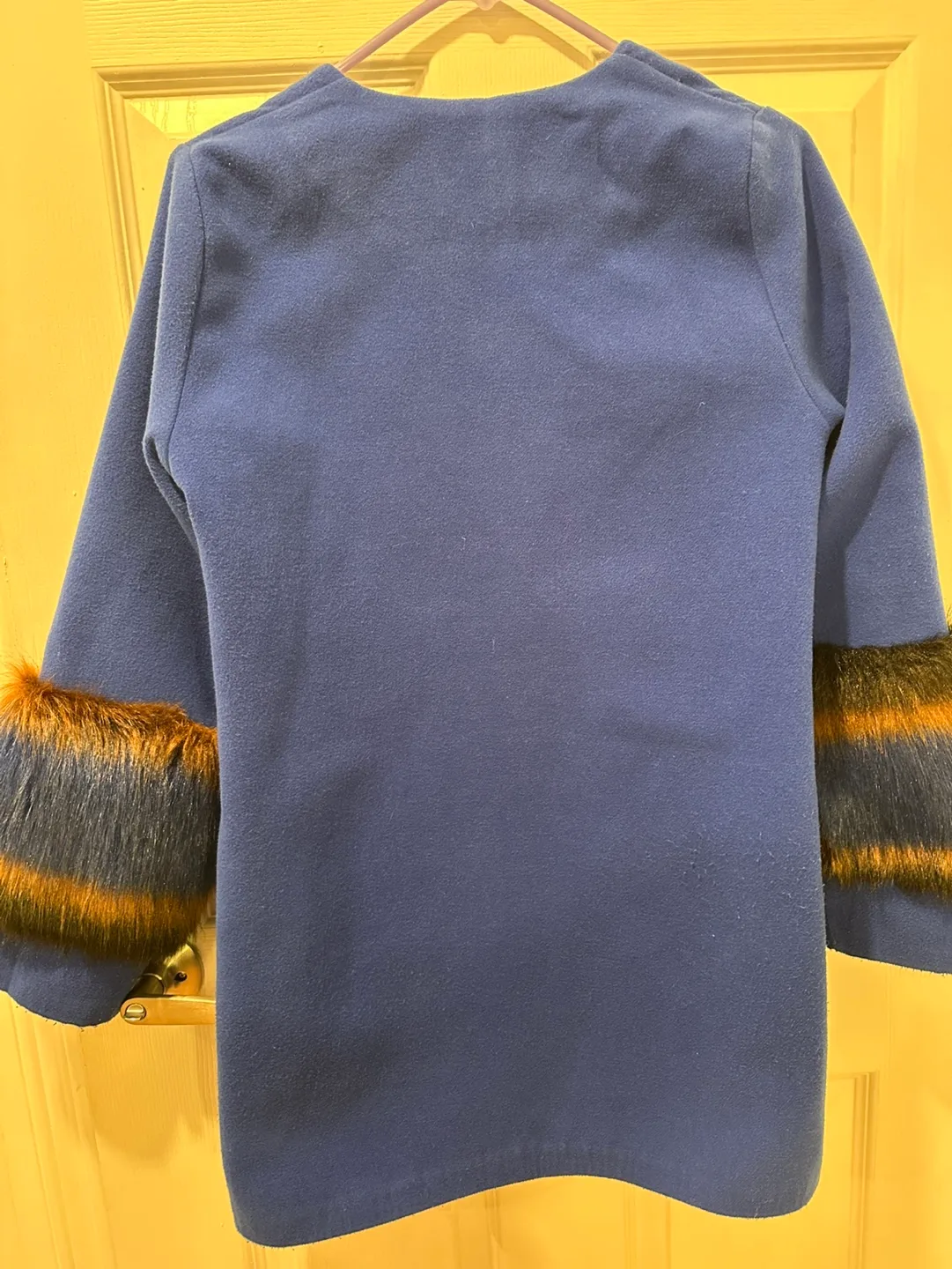 Roje Women's Blue Coat with Faux Fur Cuffs image indicator(5)