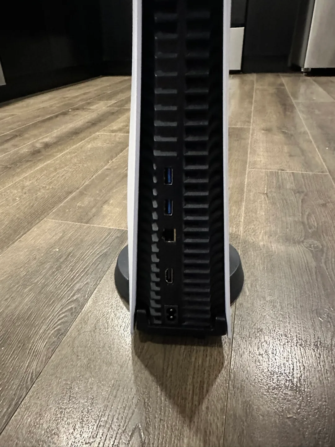 Sony PlayStation 5 Disc Edition Console image indicator(3)