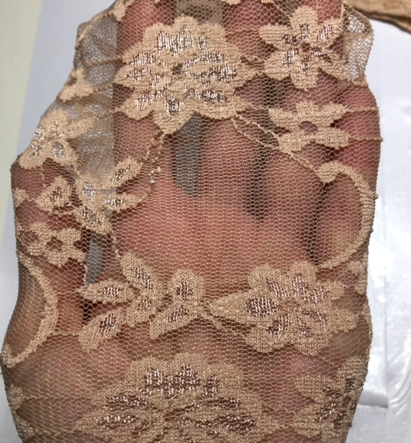 Forever 21 Beige Lace Bodysuit size S image indicator(4)