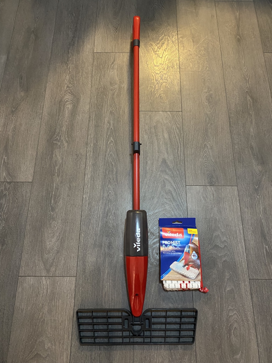 Vileda ProMist Max Spray Mop with Refill Pad