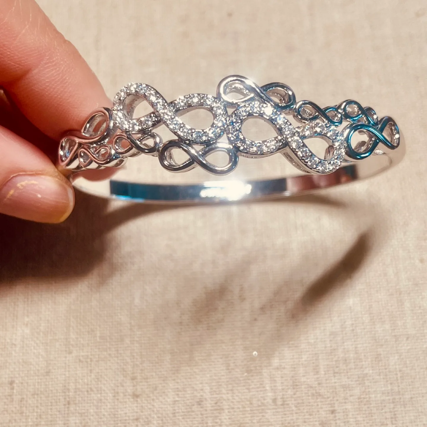 Elegant Silver CZ Infinity Bracelet image indicator(2)