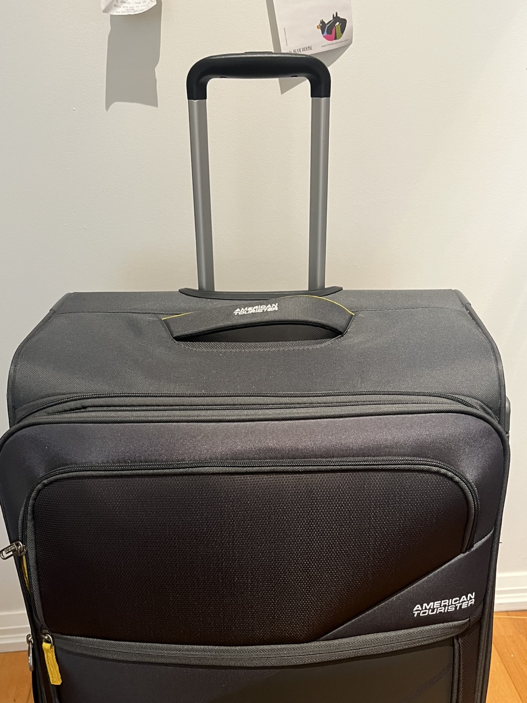 American Tourister Suitcase - photo 5