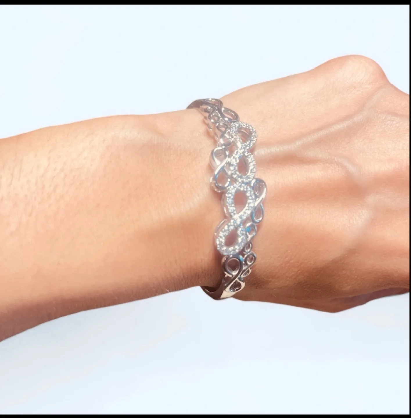 Elegant Silver CZ Infinity Bracelet image indicator(5)