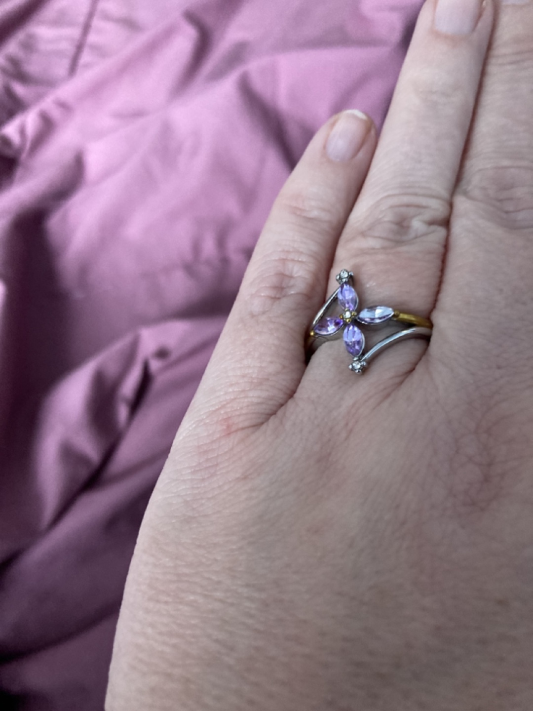 Purple and White stoned Flower Ring - photo 2