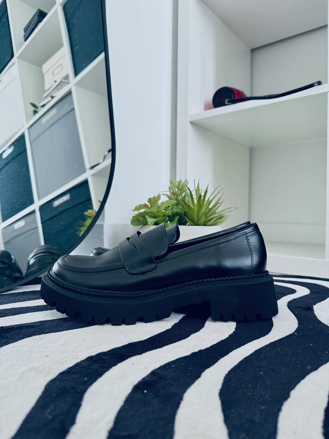 Black Platform Faux leather Loafers- CIDER image indicator(2)