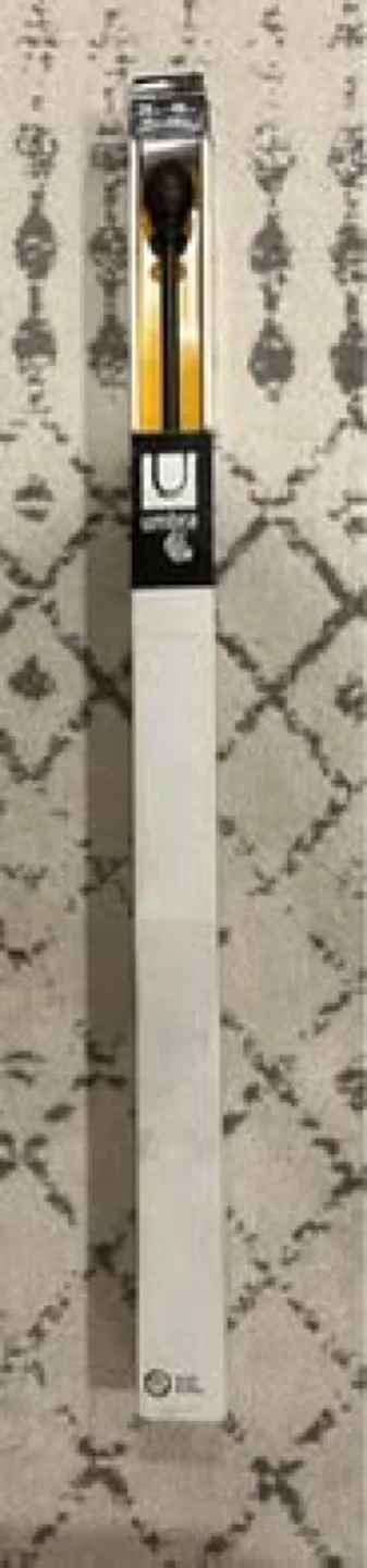 Brand New Umbra 71-122cm Adjustable Drapery Rod image indicator(3)