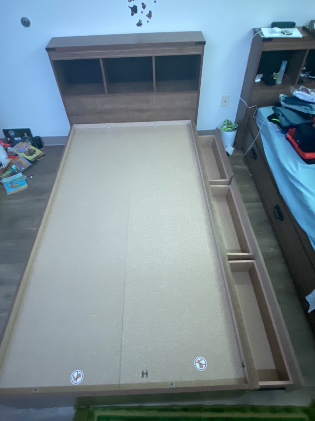 2 Single Bed Frames with Headboards and Drawers - photo 2