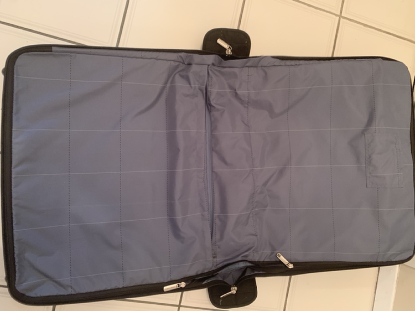 Dickers Rolling Garment Bag - photo 3