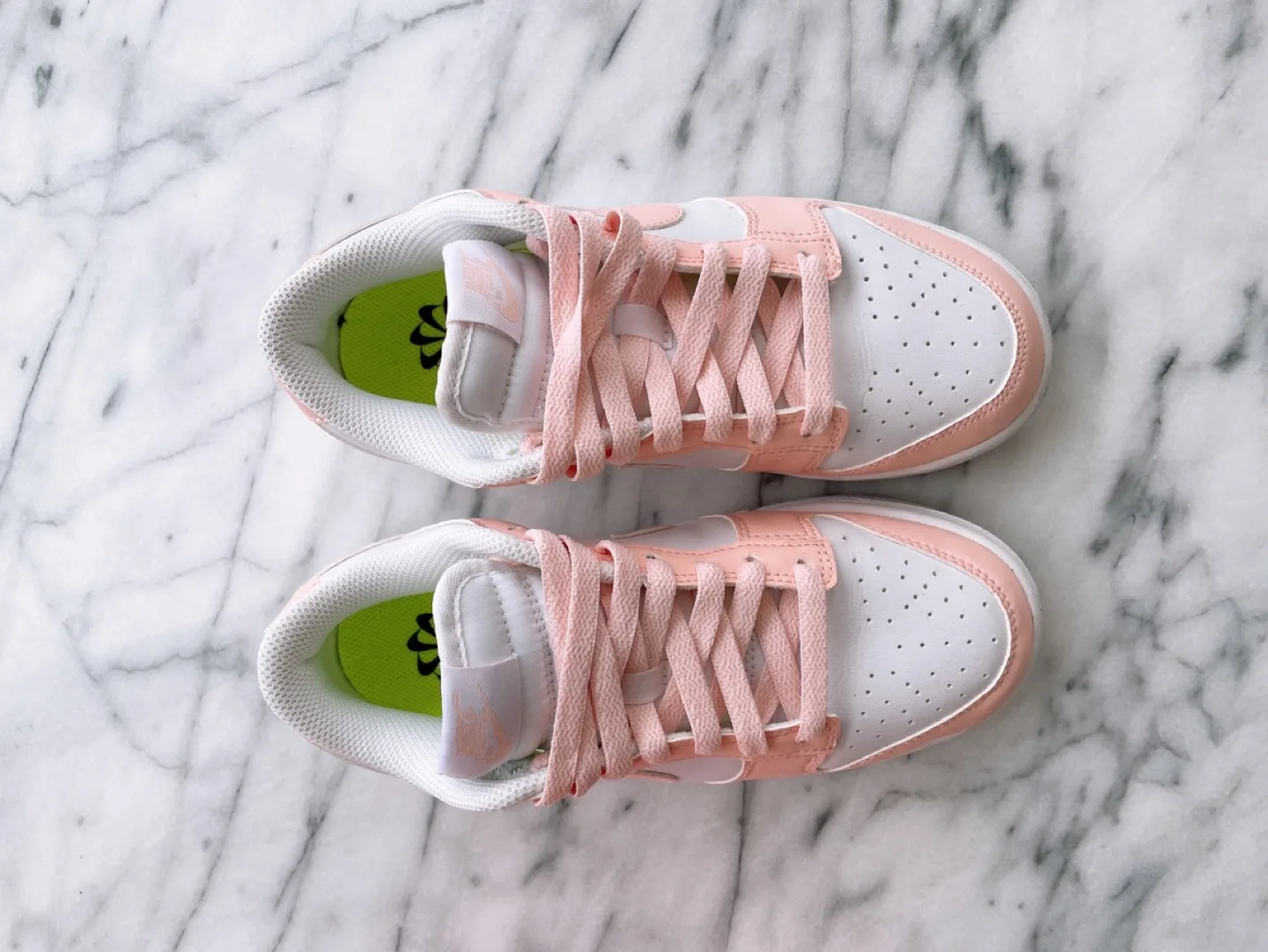 Nike Dunk Low image indicator(2)