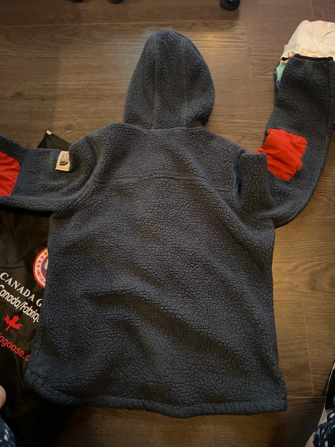 The North Face Fleece Pullover image indicator(4)