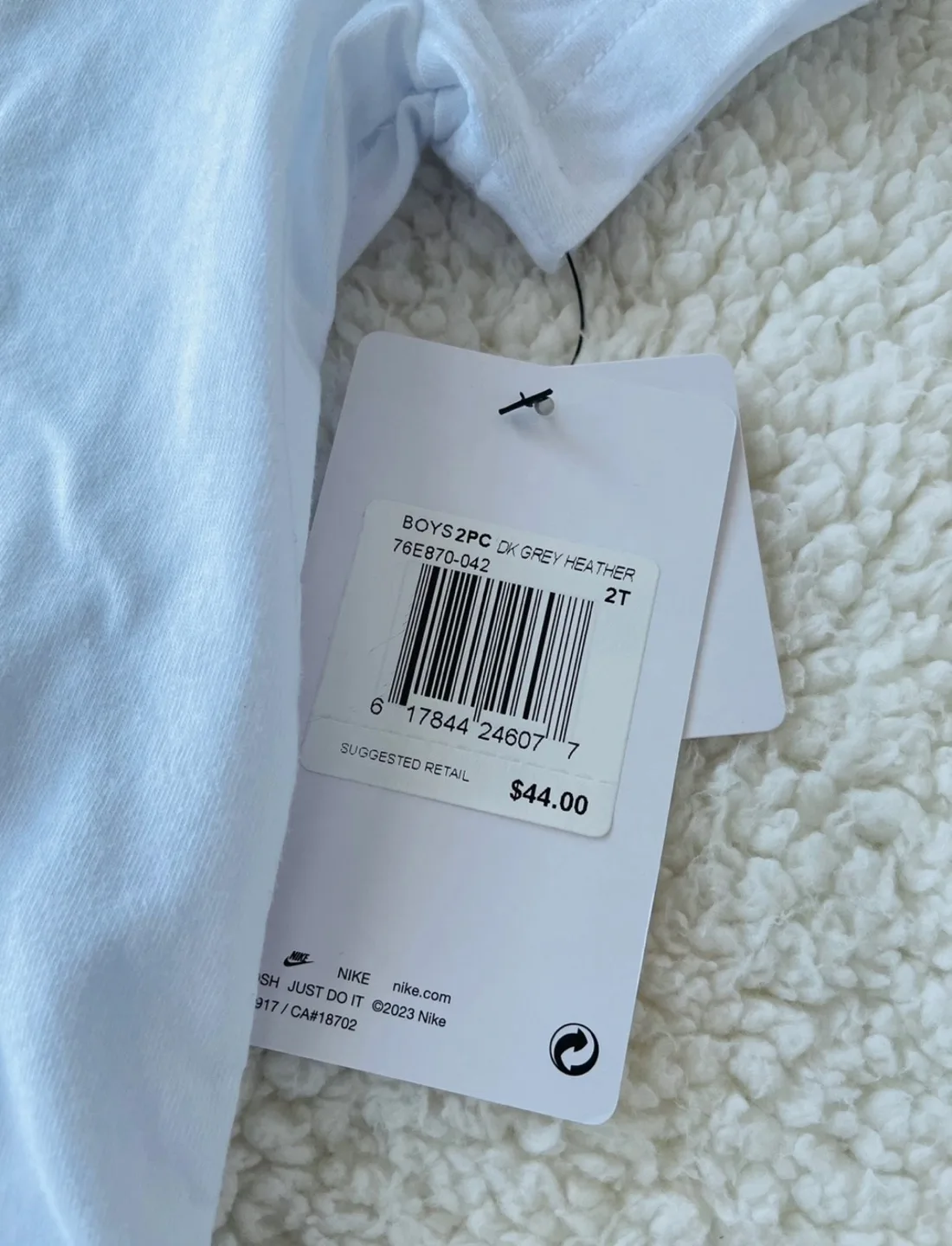 Nike Baby Boy's 2-Piece Set - Size 2T image indicator(3)