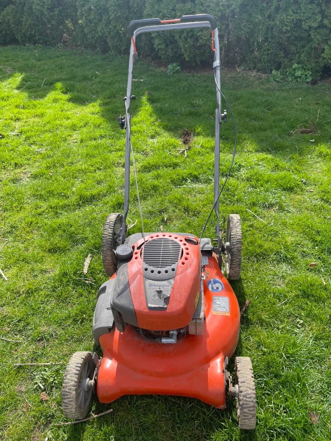 Husqvarna Gas Powered Lawn Mower image indicator(6)