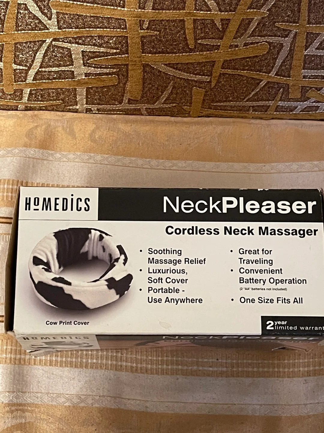 Homedics NeckPleaser Cordless Neck Massager - Cow Print image indicator(3)