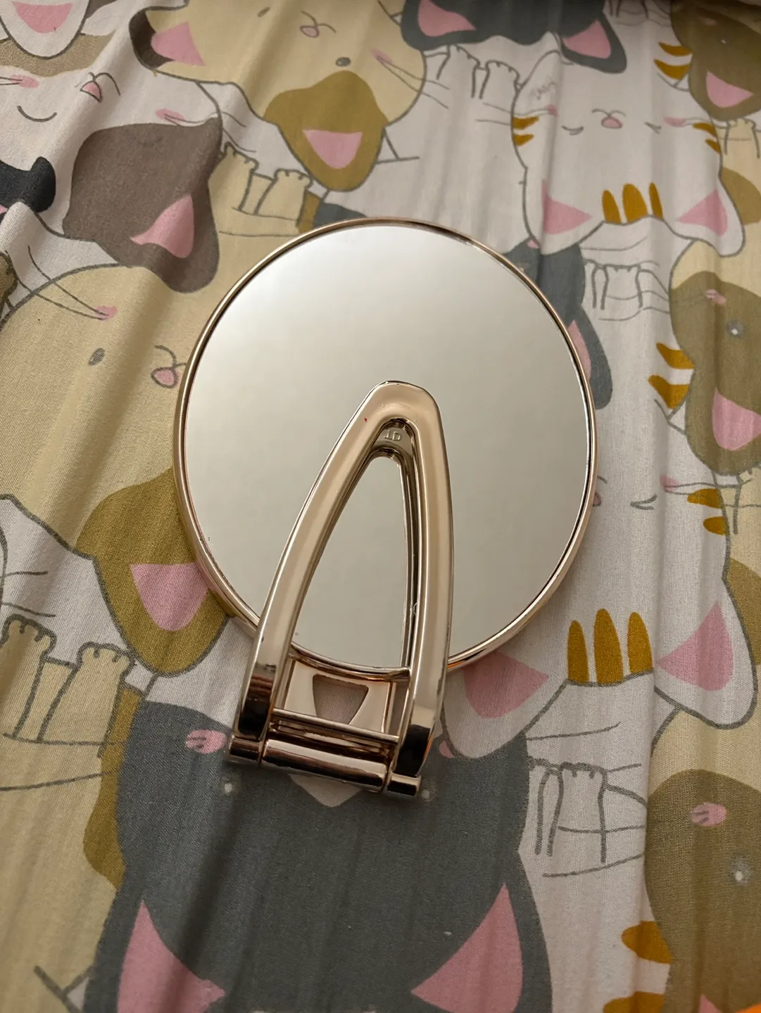 Rose Gold Handheld Compact Mirror image indicator(2)