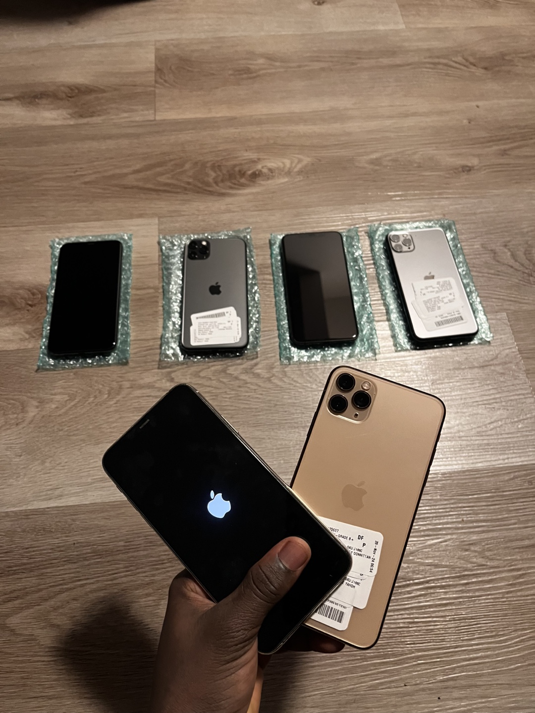 iPhone 11 Pro Max - photo 5
