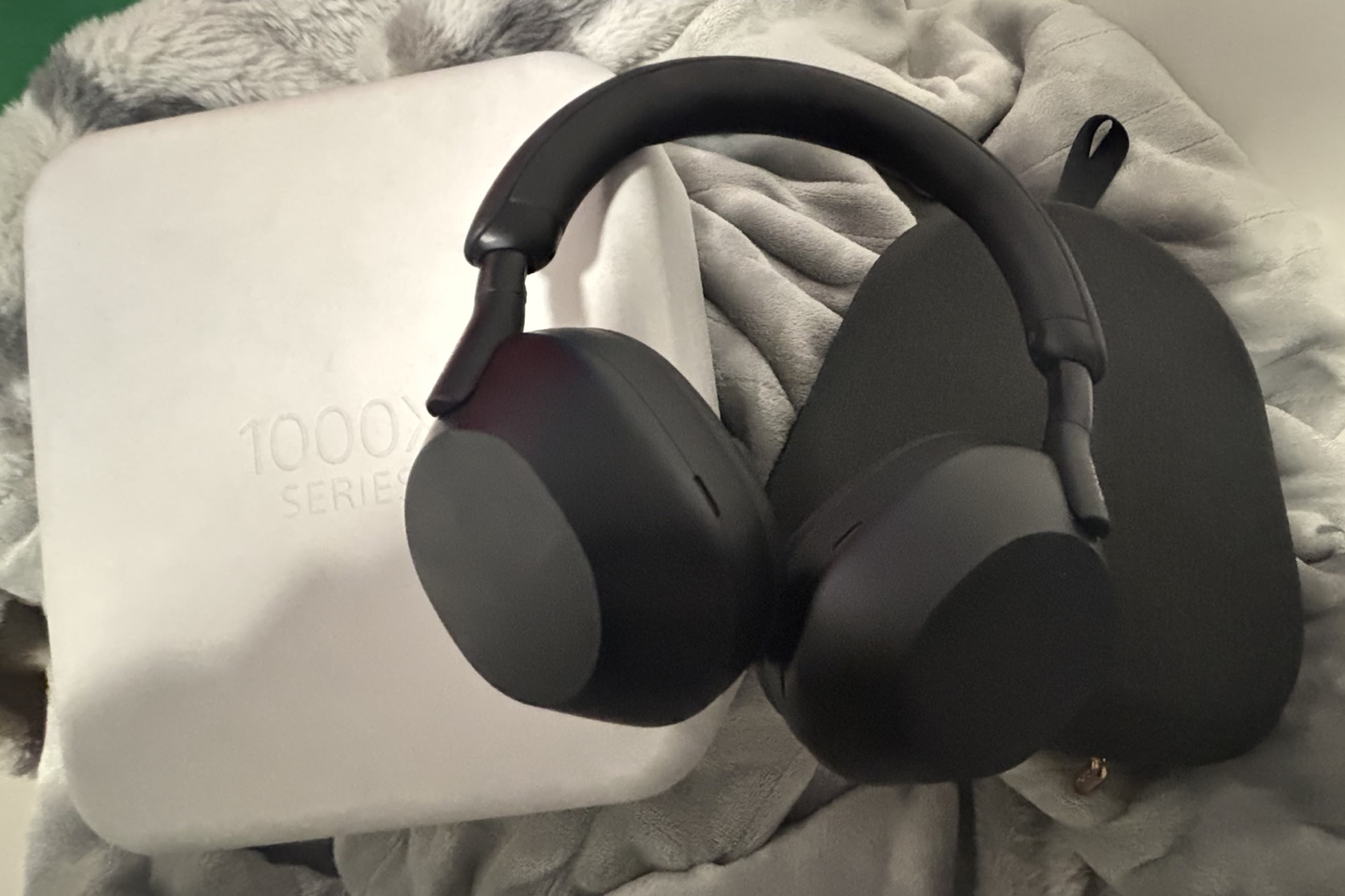 Sony XM5s